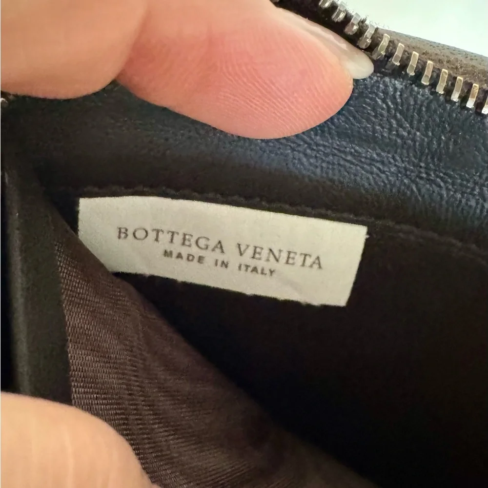 Authentic Bottega Veneta Zip Around Wallet - Picture 10 of 13